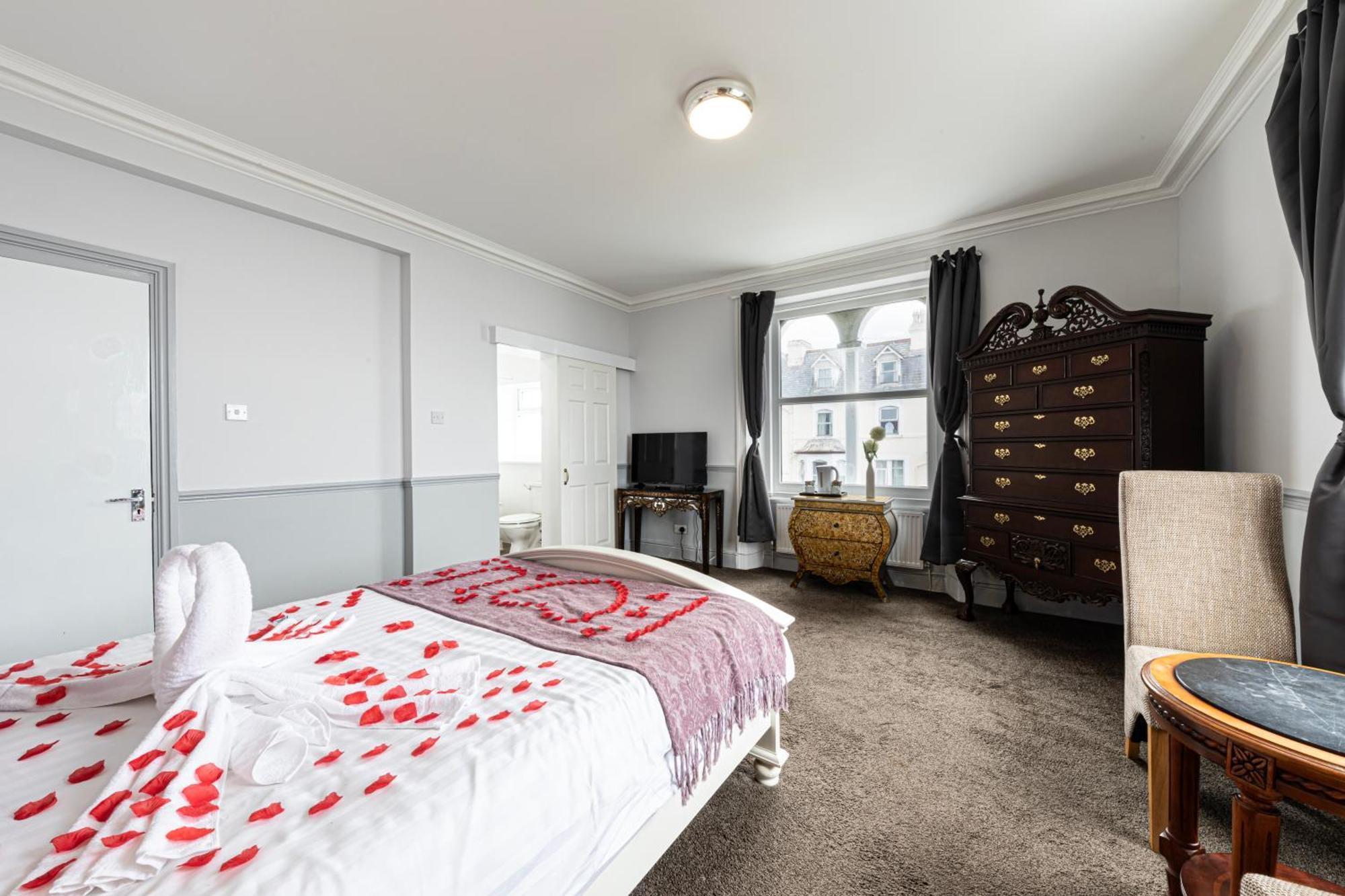 The Manor Hotel Llandudno Extérieur photo