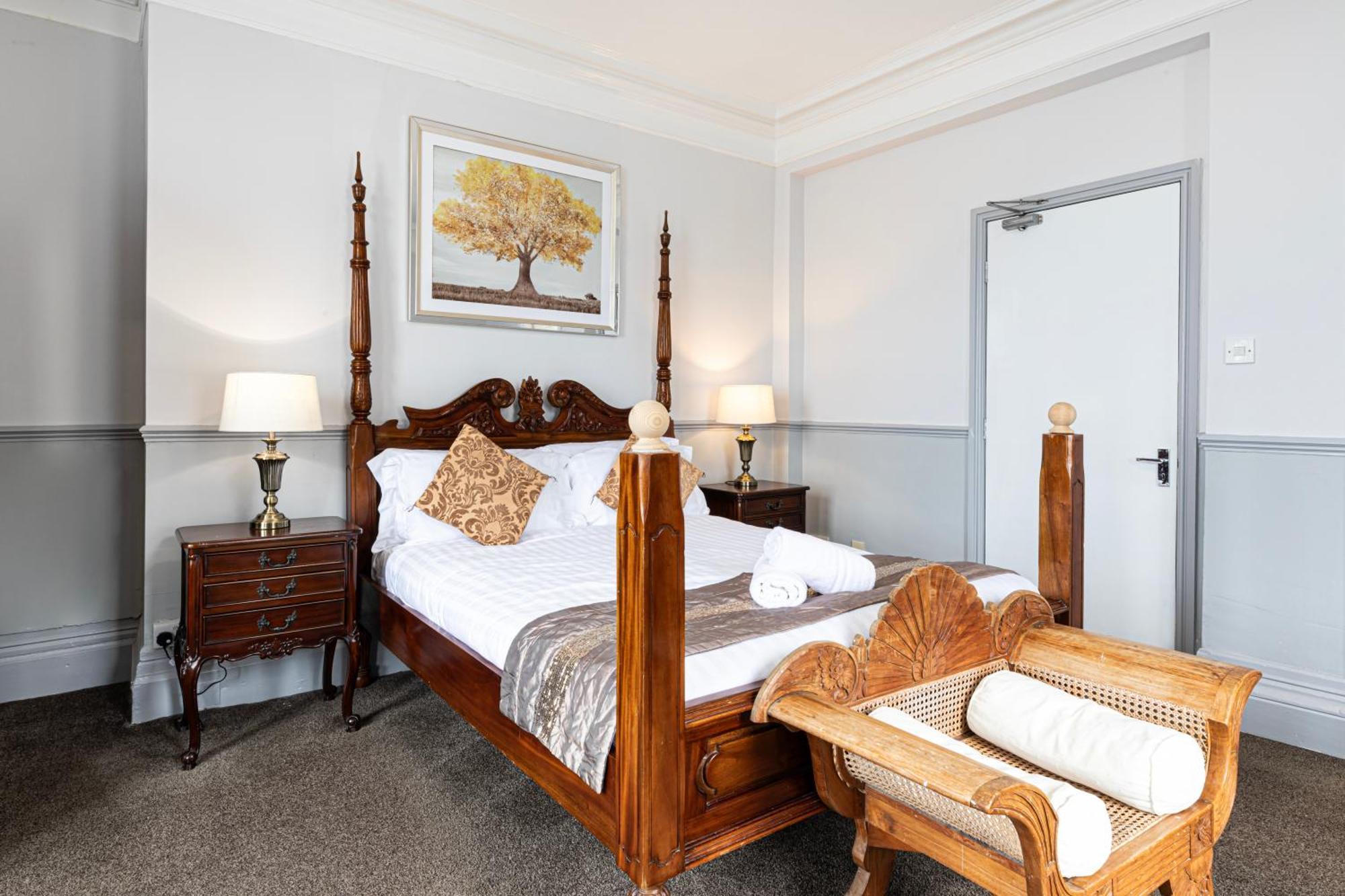 The Manor Hotel Llandudno Extérieur photo