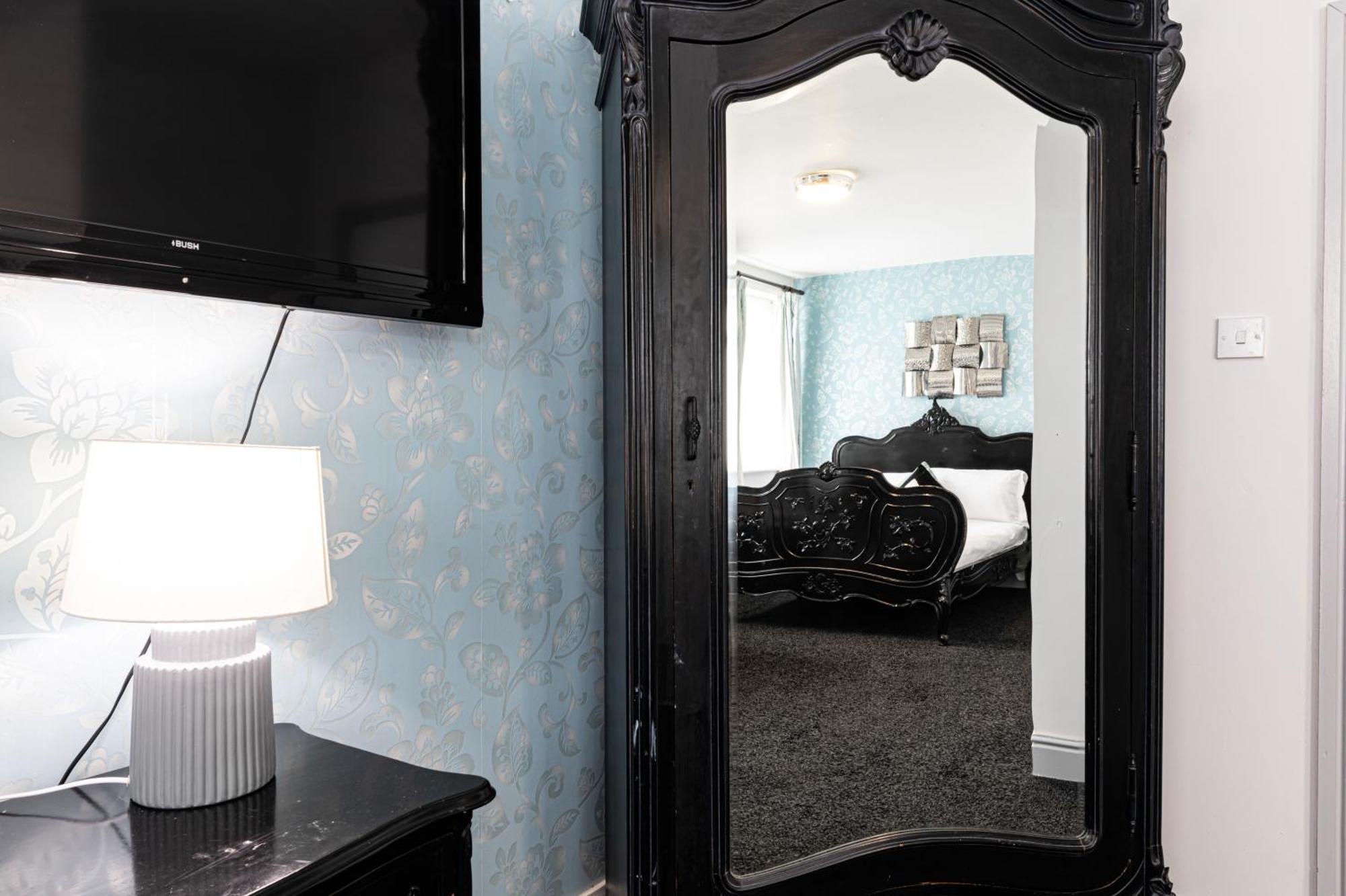 The Manor Hotel Llandudno Extérieur photo