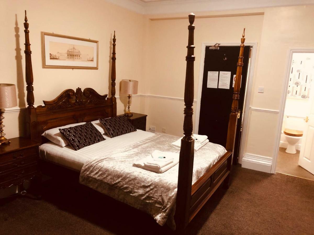 The Manor Hotel Llandudno Extérieur photo